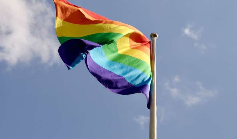 Regenbogenflagge der LGBTQIA+*_Bewegung