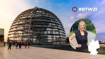 Fotomontage mit Bundestagskuppel und Frau Dornheim